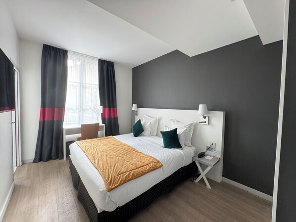 Superior Room, 1 Queen Bed, Non Smoking