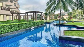Premium Room, 1 King Bed | View from room