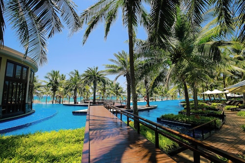 Crowne Plaza Danang by IHG