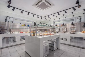 Tägliches inbegriffenes Frühstücksbuffet