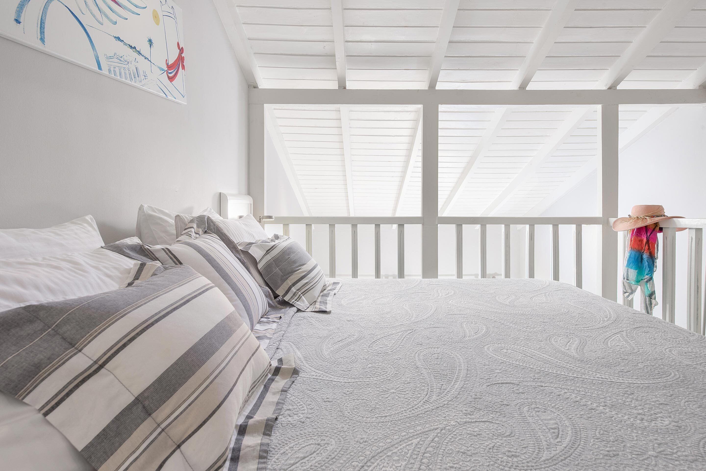 family room, ocean view | 1 bedroom, egyptian cotton sheets, in-room safe, desk