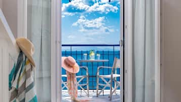 Family Room, Ocean View | Balcony