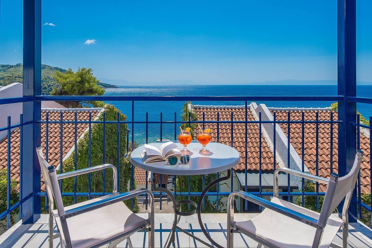Side Sea View Maisonette | Vue de la chambre