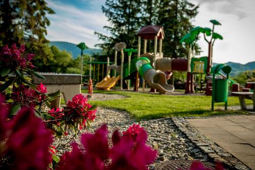 Children’s play area – outdoor