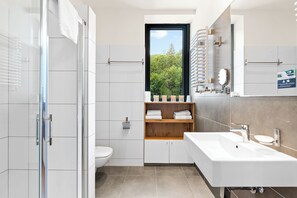 Apartamento | Baño | Artículos de higiene personal gratuitos y toallas