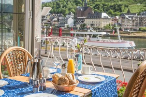 Termasuk sarapan bufet setiap hari 