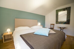 Double Room | Desk, soundproofing, free WiFi
