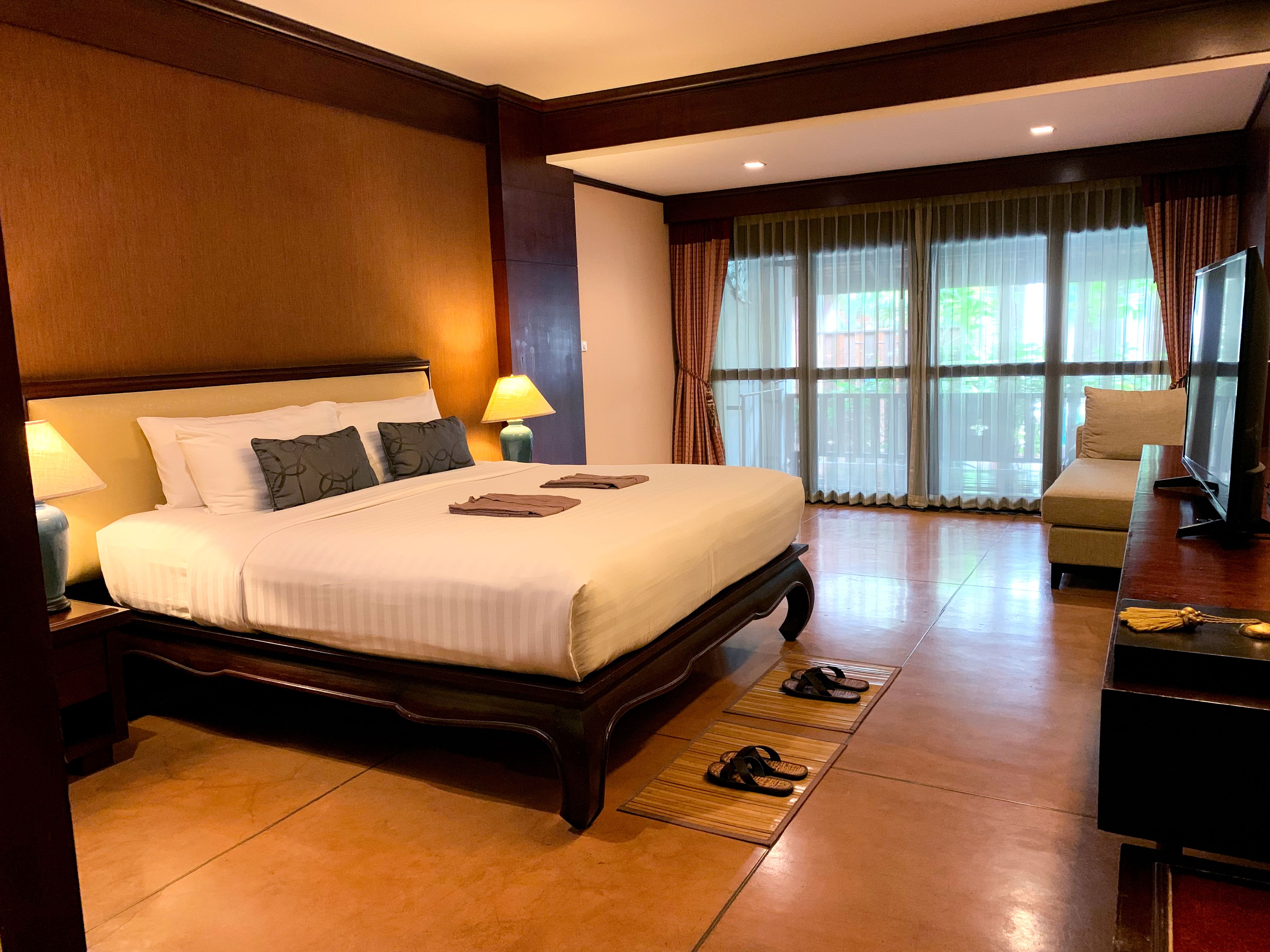 grand deluxe room with balcony | in-room safe, iron/ironing board, free cots/infant beds, free wifi
