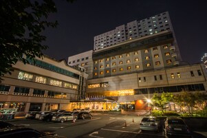 Front of property - evening/night