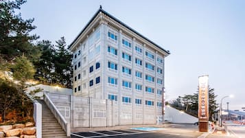 標準雙人房, 附屬建築 (100m from the main building) | 獨特裝潢、布置獨特、免費無線上網、床單