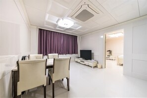 Family Condo (Free Spa tickets for 4 per stay) - Donghae Boyang Hot Spring Convention Hotel (Donghae)