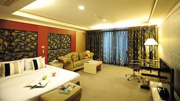Deluxe Double Room | Free WiFi, bed sheets
