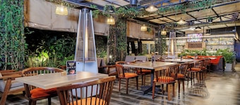 PrideInn Westlands Luxury Boutique Hotel
