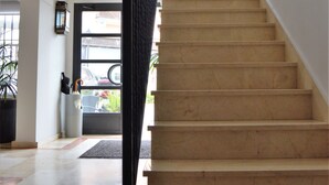 Interior entrance - Drago (San Roque)