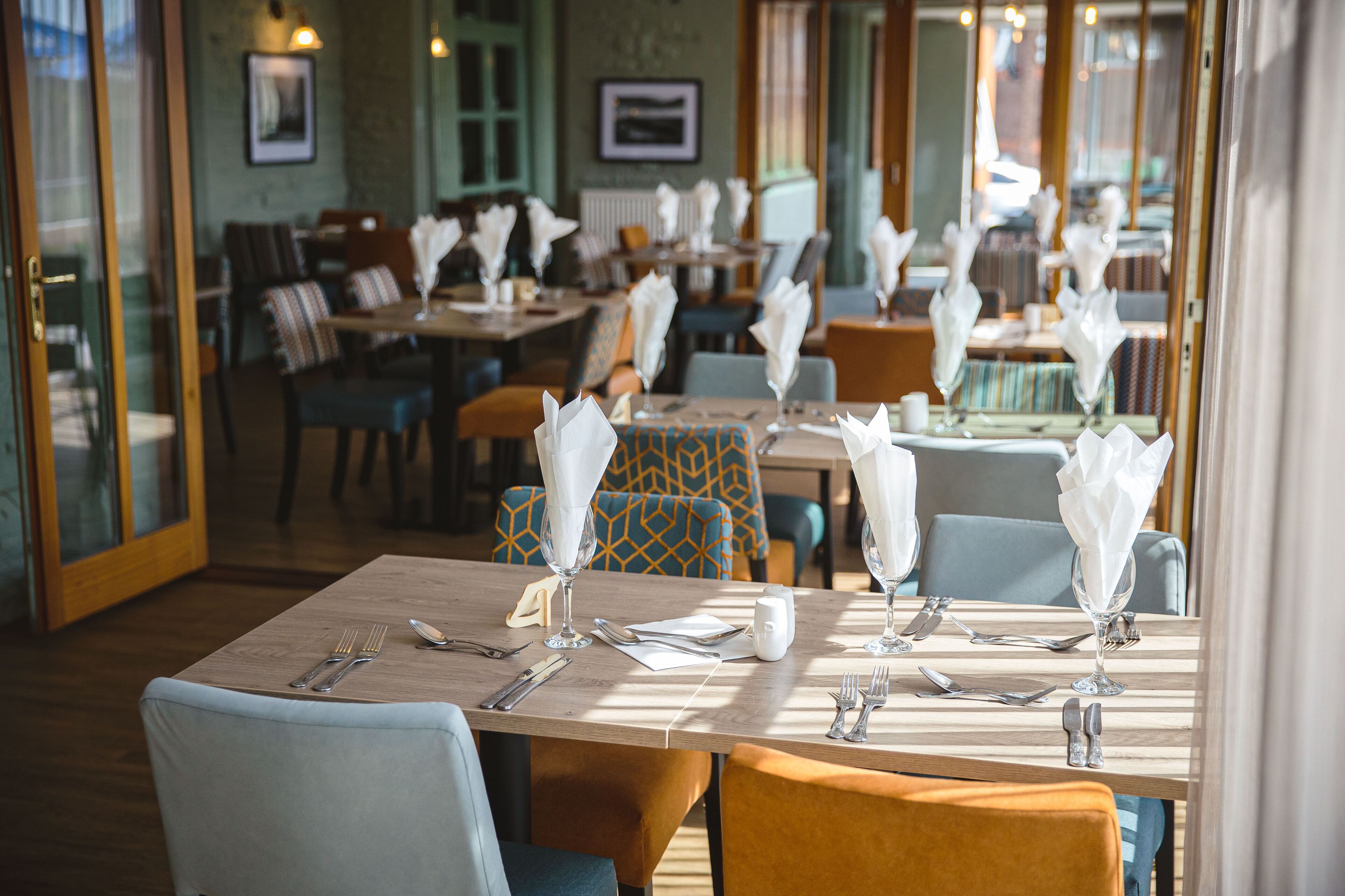 Breakfast, lunch, dinner served; local cuisine, garden views 