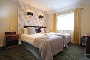 Double or Twin Room | Desk, iron/ironing board, free WiFi, bed sheets - Bells Hotel and Country Club (Coleford)