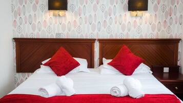 Double or Twin Room | Desk, iron/ironing board, free WiFi, bed sheets