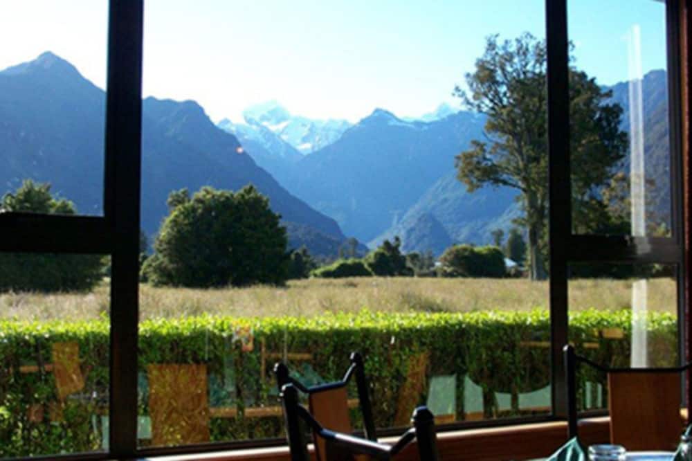 High Peaks Hotel