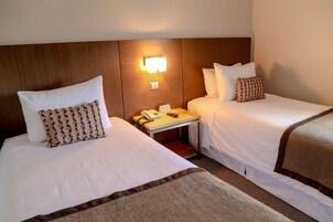 Standard Double Room, 2 Twin Beds | In-room safe, desk, free WiFi, bed sheets