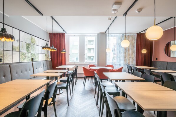 Free daily continental breakfast - Hotel Fridhem (Stockholm)