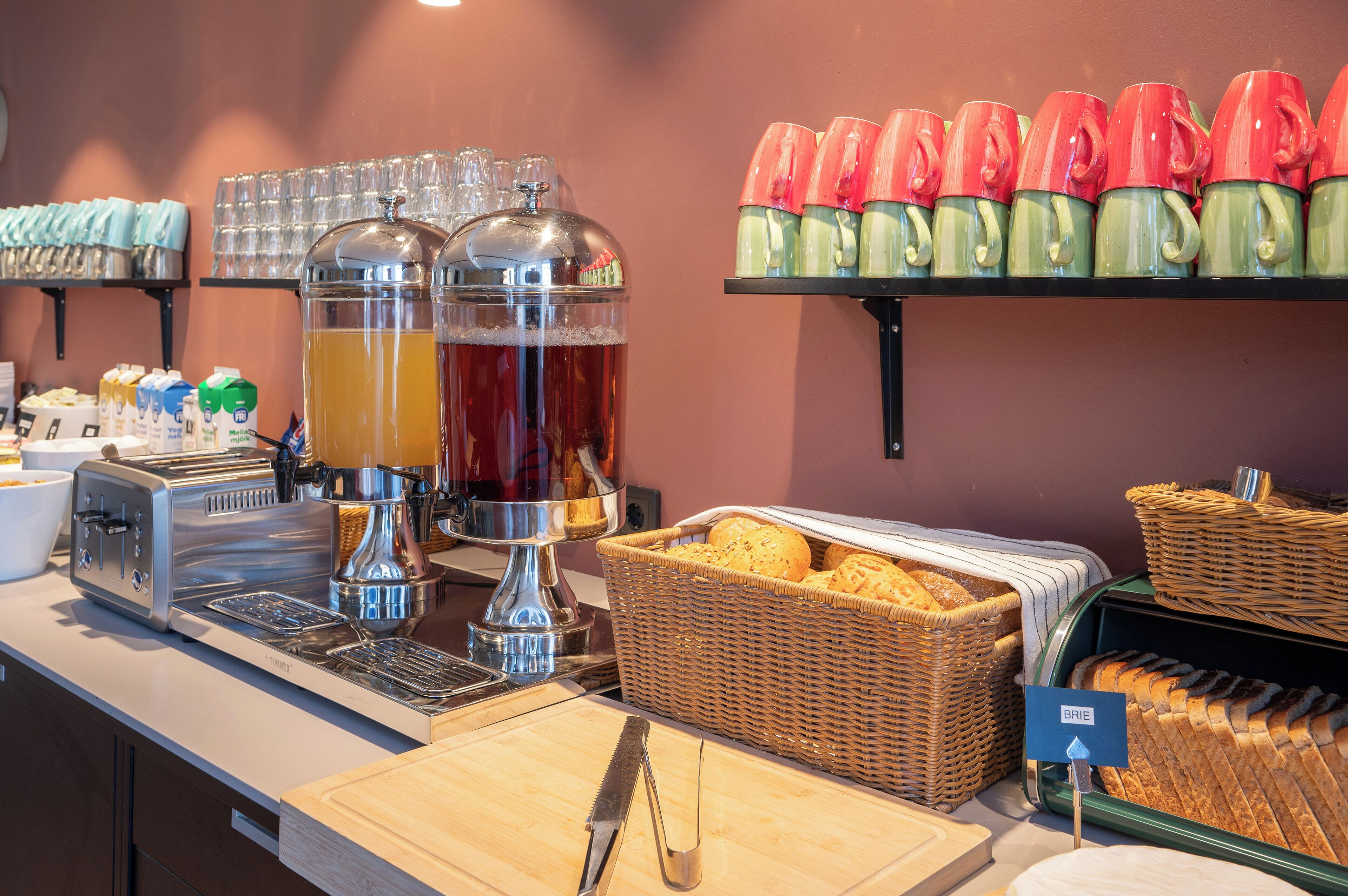 Desayuno continental incluido todos los días