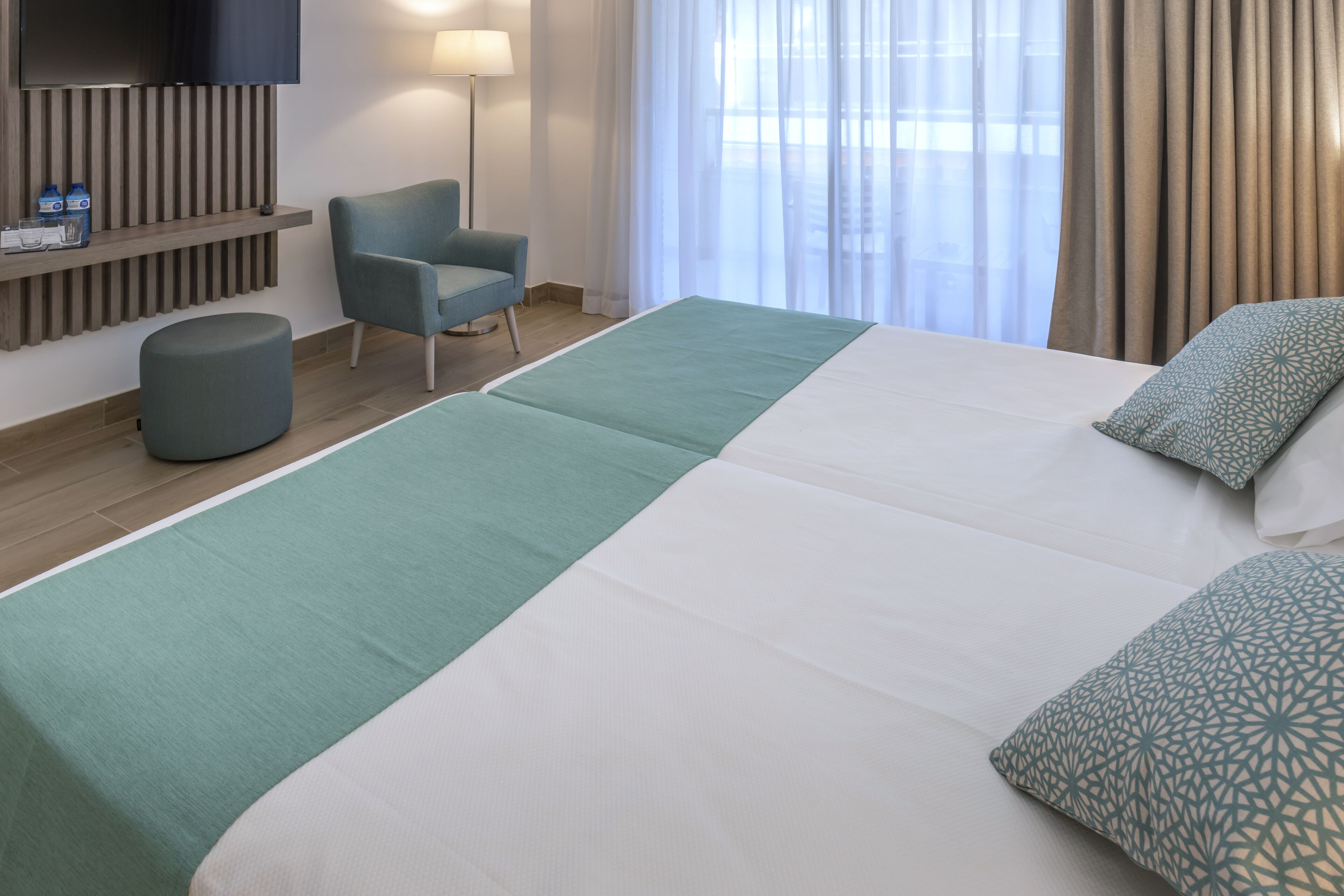 in-room safe, desk, free wifi, bed sheets