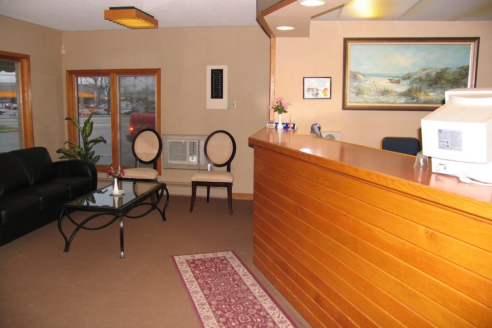 Seven Oakes Motel