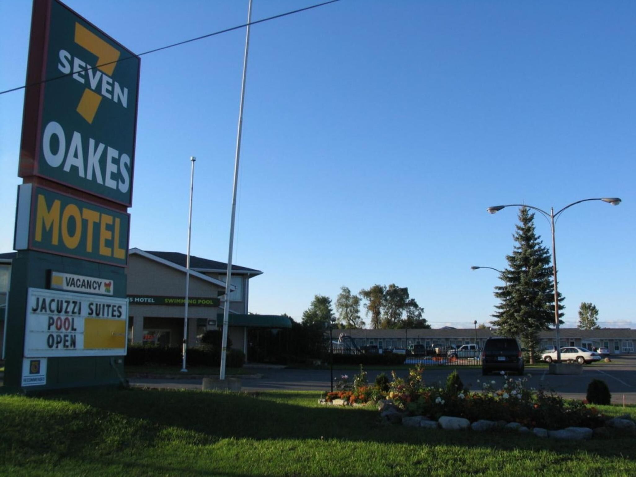 Foto - Seven Oakes Motel