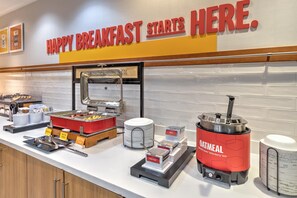 Free daily continental breakfast  - Hampton Inn & Suites Houston/Pasadena (Pasadena)