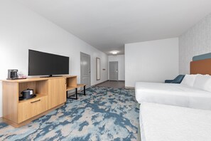 Room, 2 Queen Beds, Accessible, Bathtub