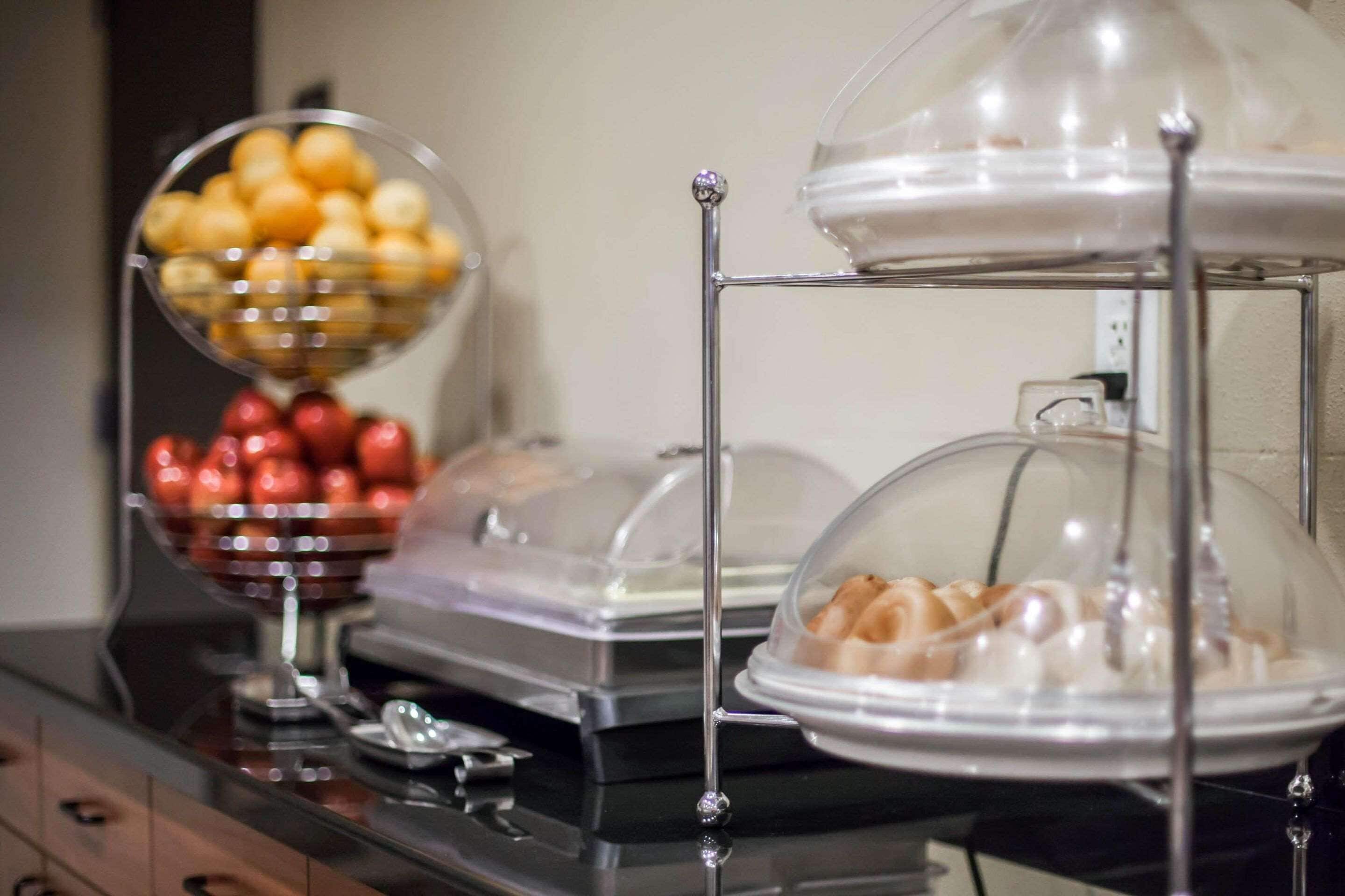 free daily self-service breakfast