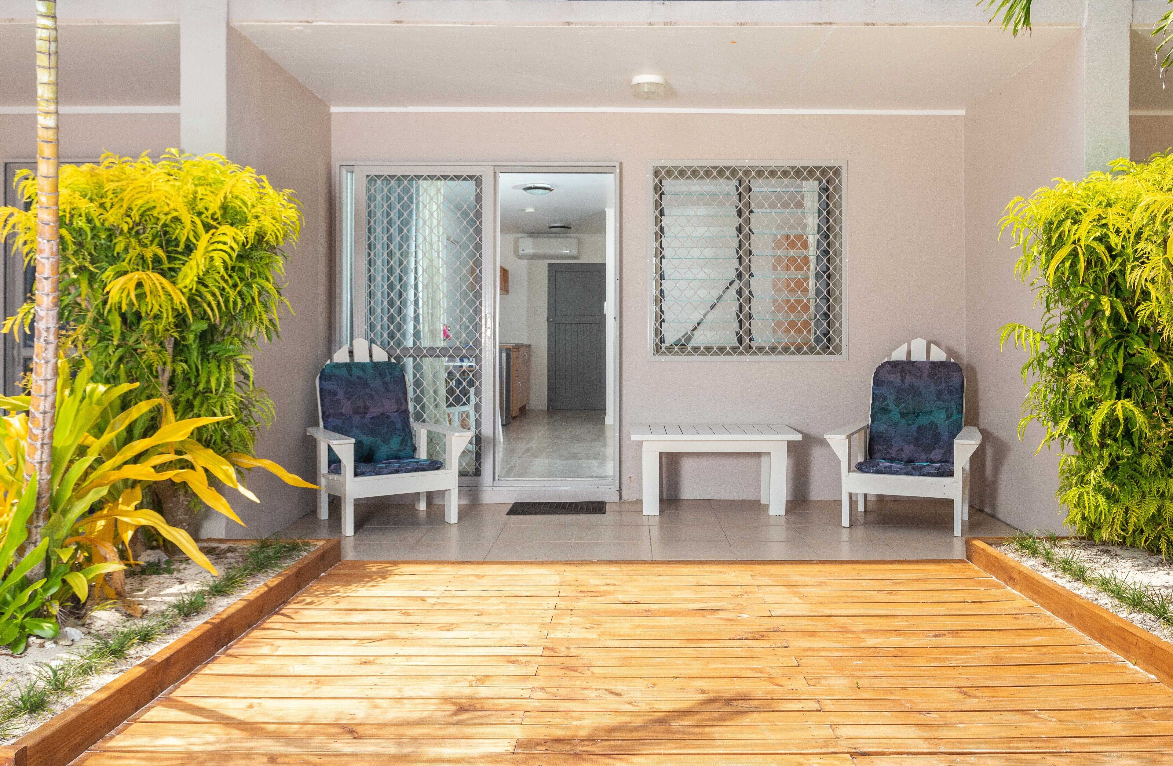 studio, beachfront | terrace/patio