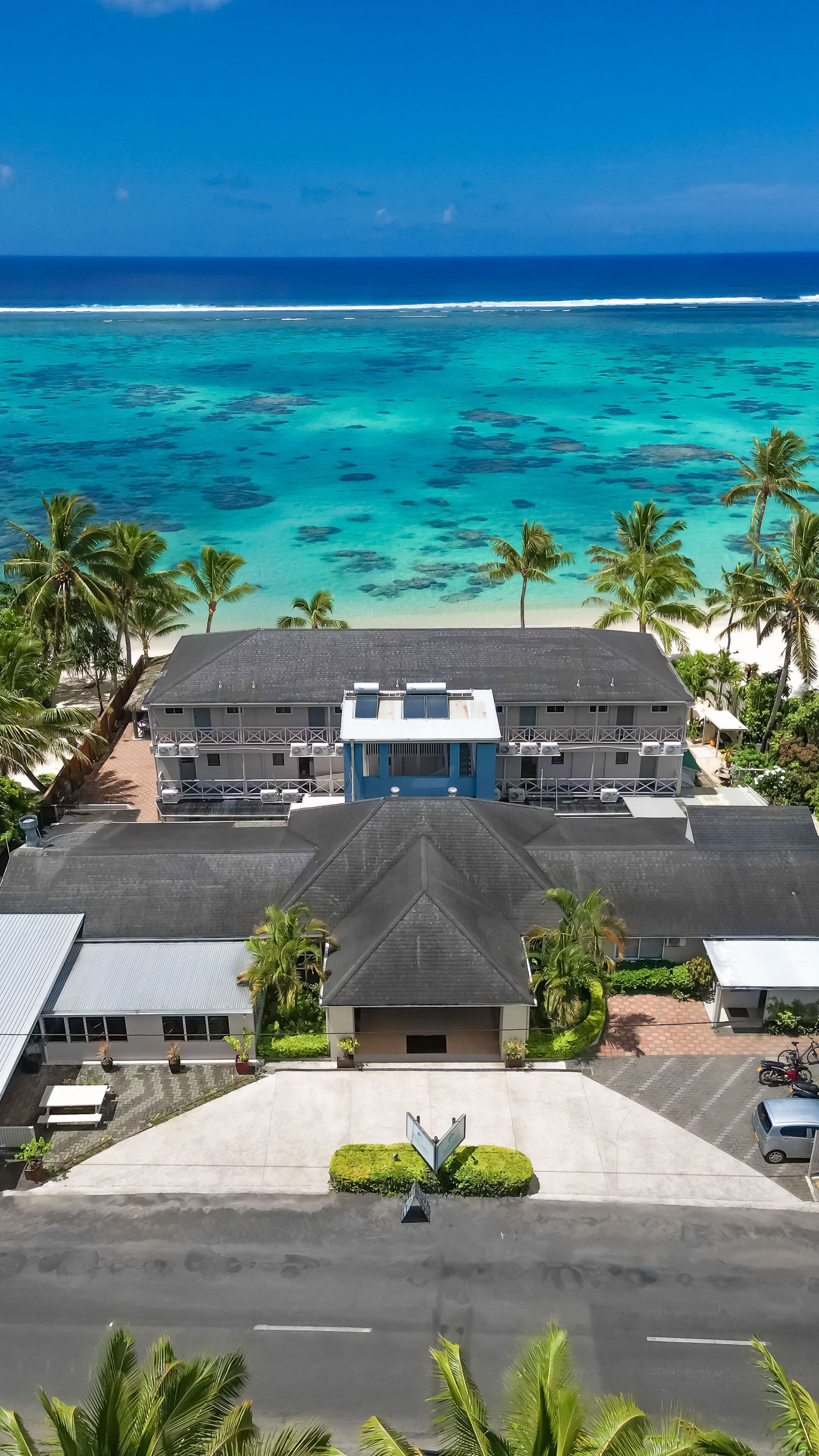 private beach, white sand, sun-loungers, beach towels