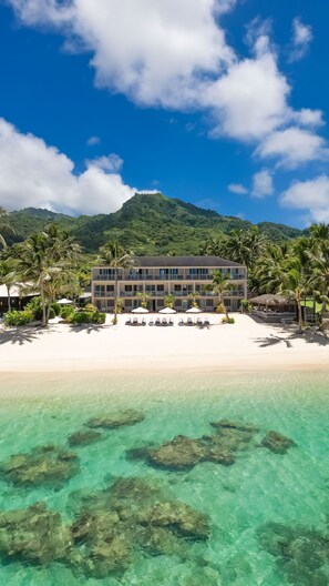 Aerial view - Moana Sands Beachfront Hotel (Rarotonga)
