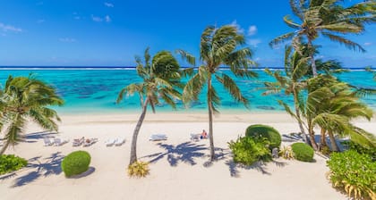 Moana Sands Beachfront Hotel