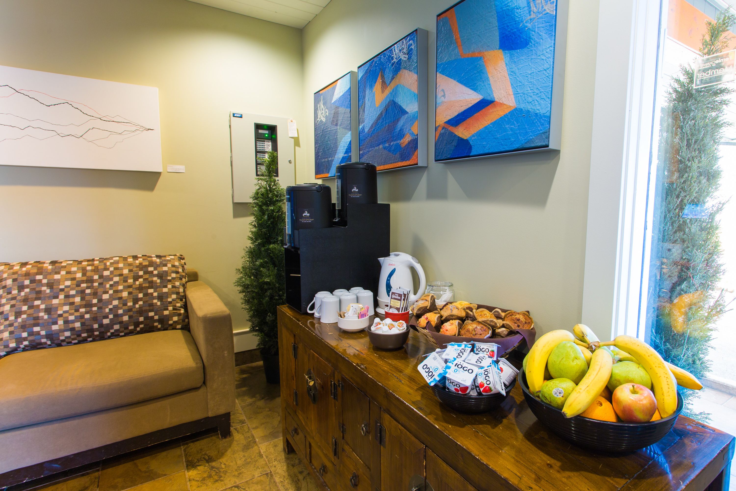 free daily on-the-go breakfast