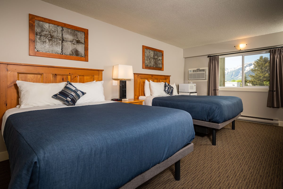 Superior Room, 2 Queen Beds, Balcony | 1 bedroom, premium bedding, down comforters, pillowtop beds