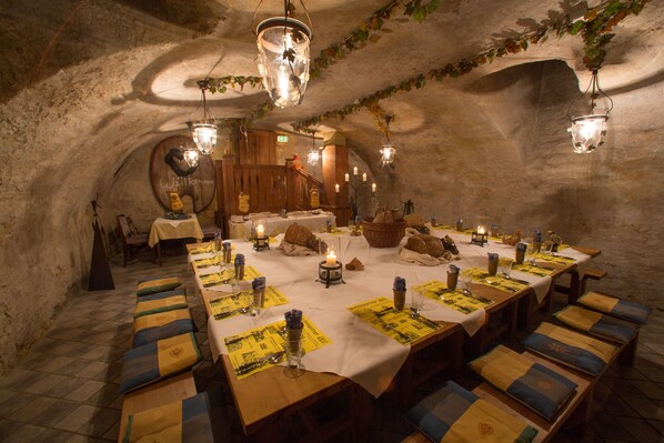 Family dining - Pfalzhotel Asselheim (Gruenstadt)