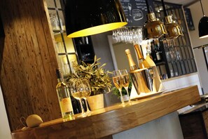 Bar (on property) - Pfalzhotel Asselheim (Gruenstadt)