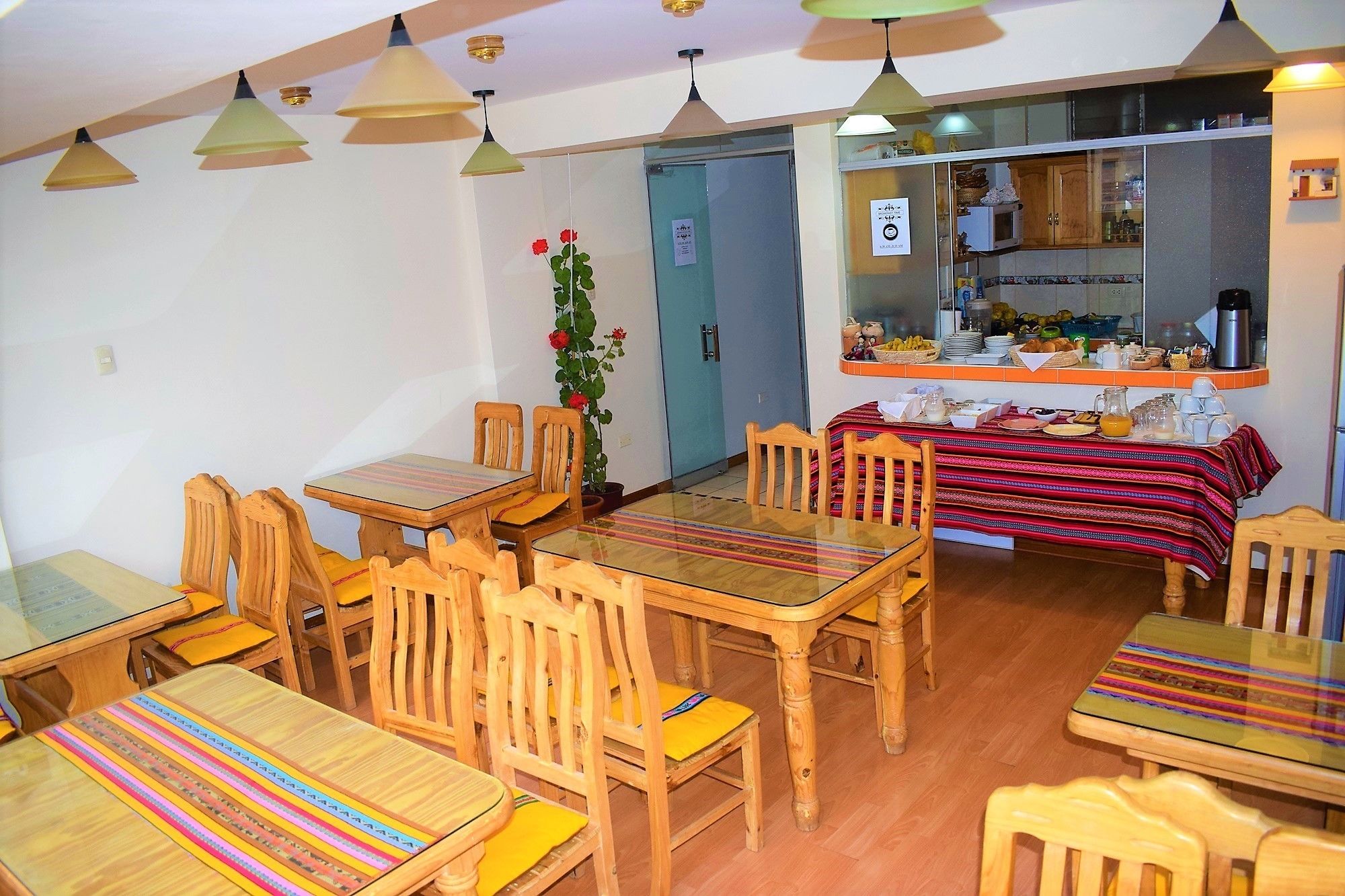 daily local cuisine breakfast (usd 4 per person)