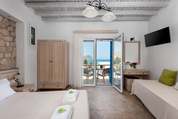 Agnanti Beach Apartments - Harmony | In-room safe, blackout drapes, iron/ironing board, free WiFi - Agnanti Beach Studios (Rhodes)
