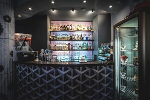 酒吧（店内）