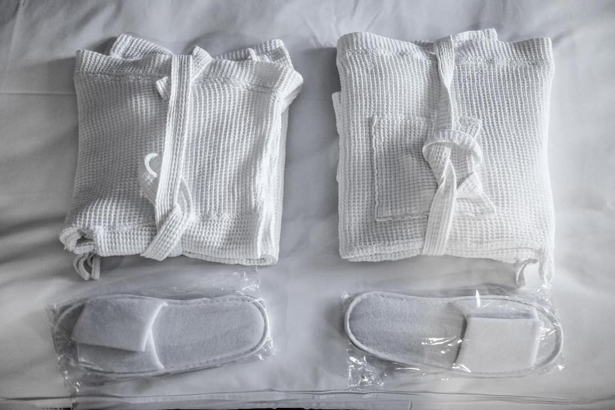 breakfast and dinner served