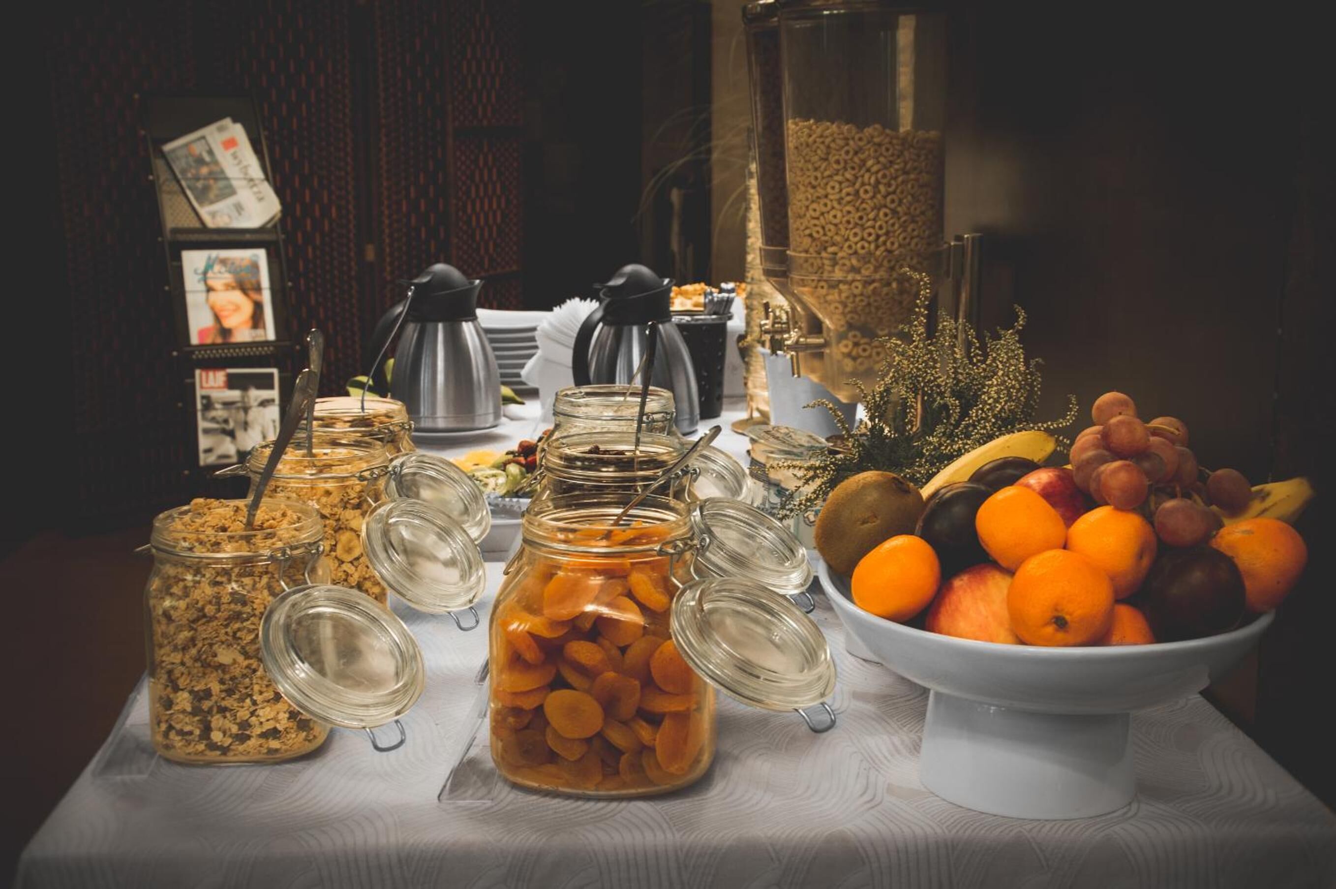 breakfast and dinner served