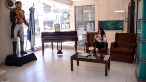 Lobby sitting area - Gran Hotel Premier (San Miguel de Tucuman)