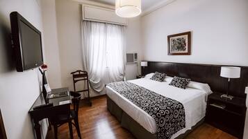 Superior Double Room, 1 Queen Bed | 1 bedroom, premium bedding, down comforters, pillowtop beds