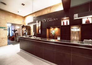 Reception - Hotel Carlos V  (Tucuman)