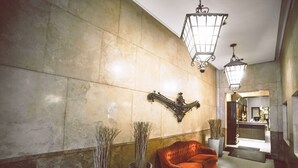 Reception - Hotel Carlos V  (San Miguel de Tucuman)
