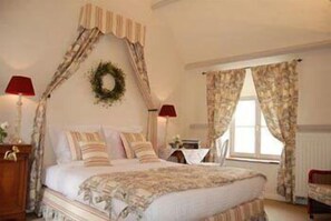 Deluxe-Doppel- oder -Zweibettzimmer
