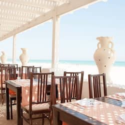 3 restaurants servant le petit déjeuner
